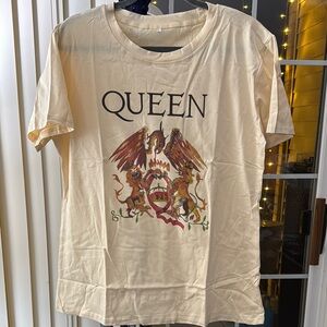 NEW Queen Cream Graphic T-Shirt